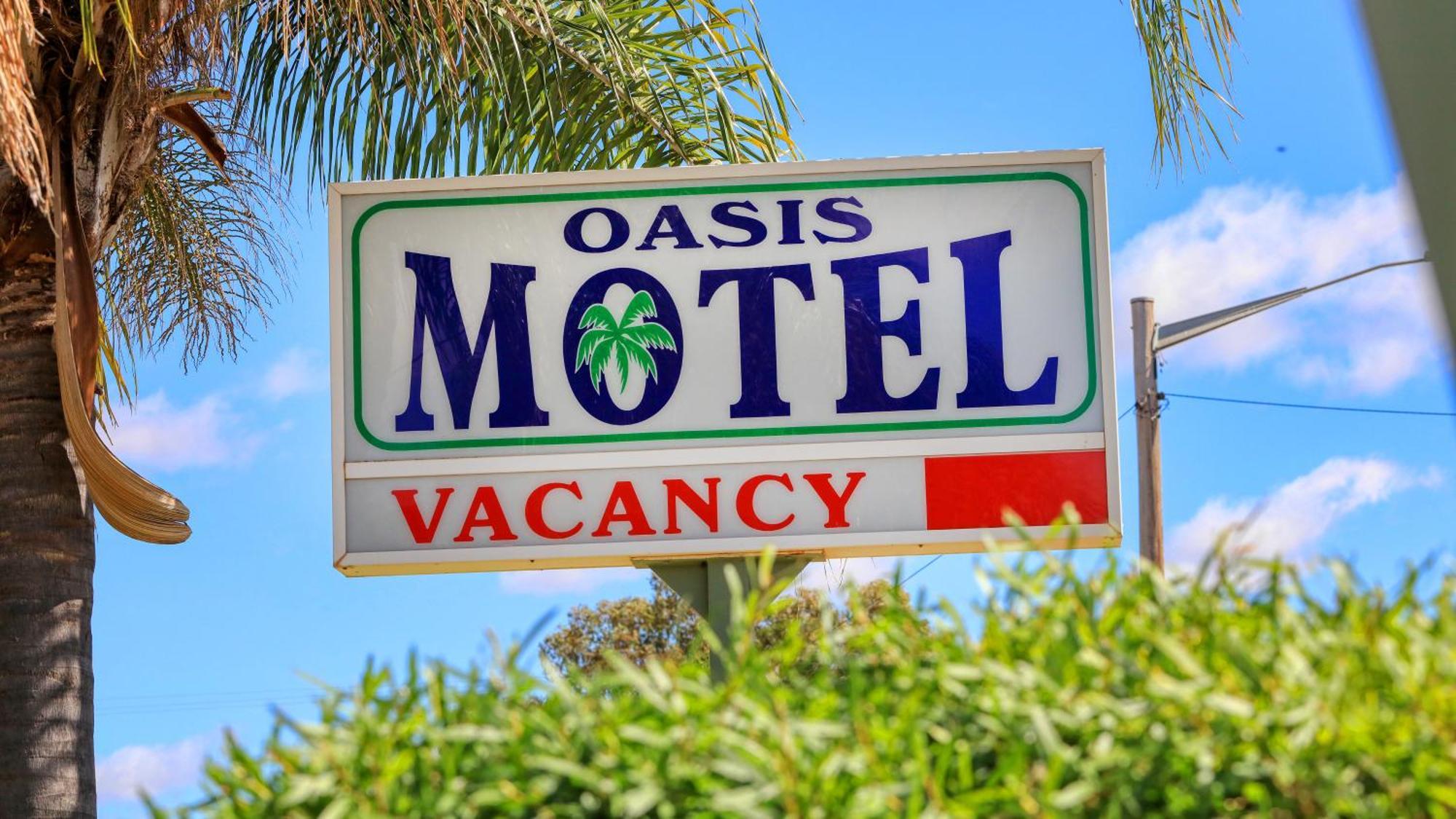 Oasis Motel Peak Hill エクステリア 写真