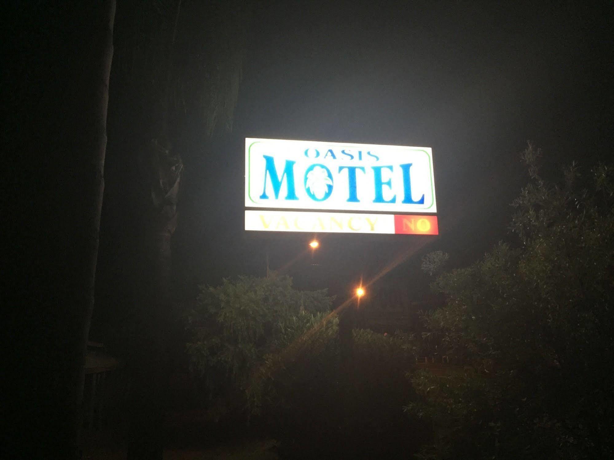 Oasis Motel Peak Hill エクステリア 写真